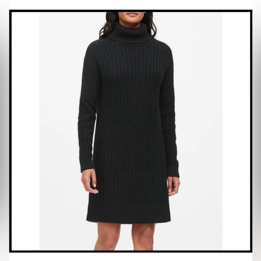 BRAND NEW Banana republic black turtleneck sweater dress size M never worn